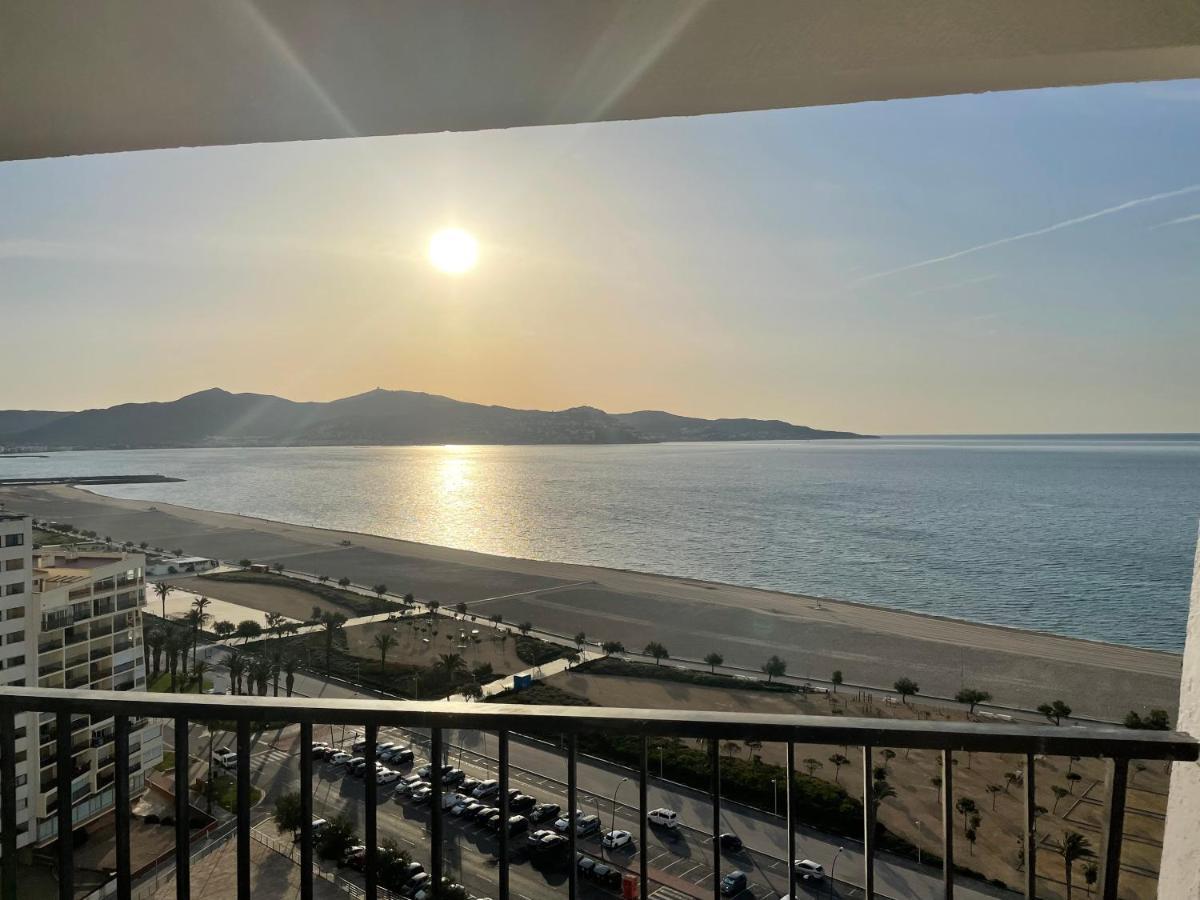 Apartamento Vistas Al Mar Aire Acondicionado Wifi Empuriabrava Esterno foto